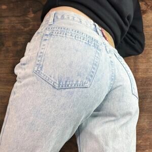 26” Short Vintage 90s Light Wash Straight Leg Union Bay Jeans